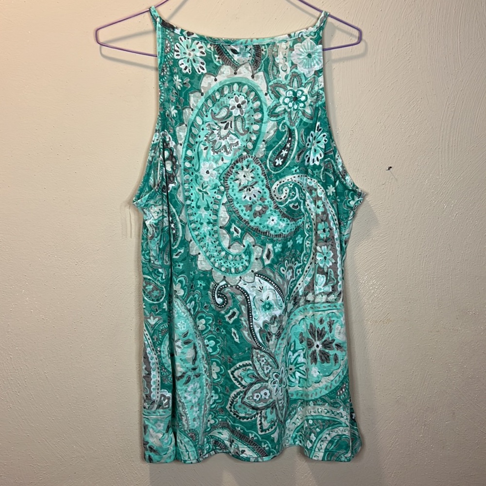 ☘️INC Tank Top☘️ - Picture 2 of 6